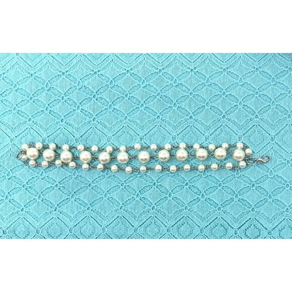 Three Stylish Bracelets: Faux Pearls Rhinestones & Glittery Beads - Picture 6 of 6